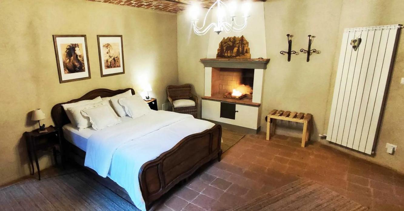 La Casa In Collina Panzió Cinzano Kültér fotó